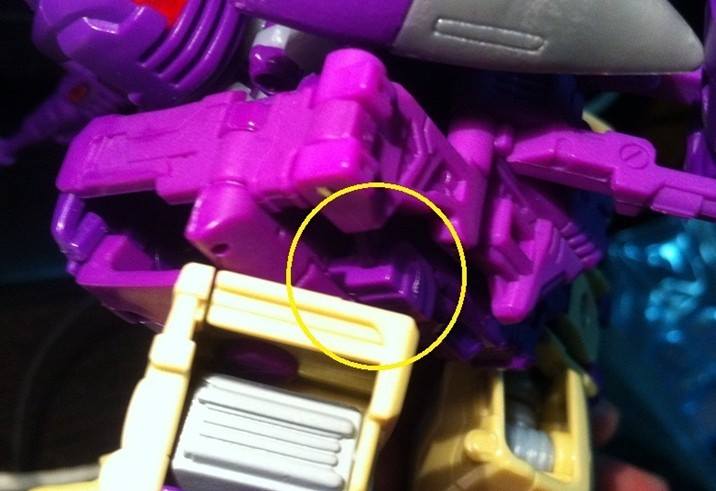 Dr Wu DW-P17 BITZ Generations Blitzwing Upgrade Set Color
